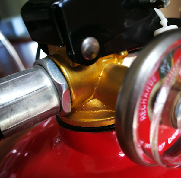 사용하기가 쉬운 세이프웨이 DC01 Abc 6 킬로그램 소화기 CE 승인되 빨갛습니다 3